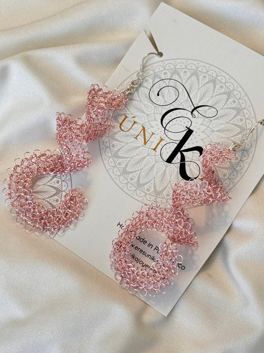 Maxi aretes tejidos